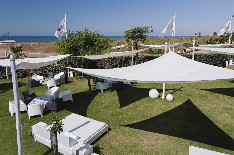 Doubletree By Hilton Golf 4*