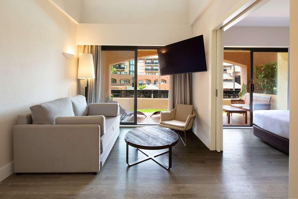 Hotel Doubletree By Hilton Golf