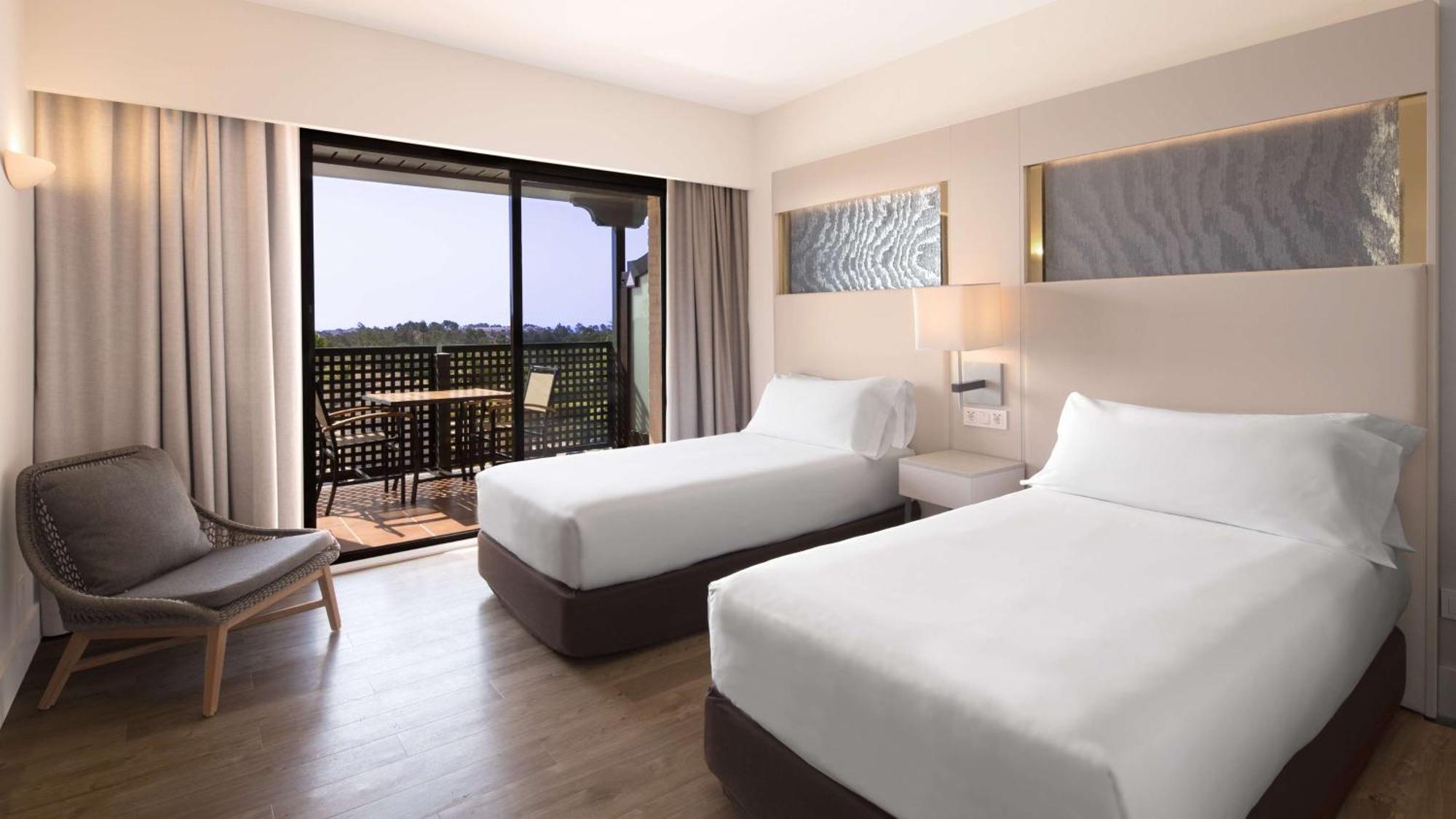 Doubletree By Hilton Golf Hotel Islantilla