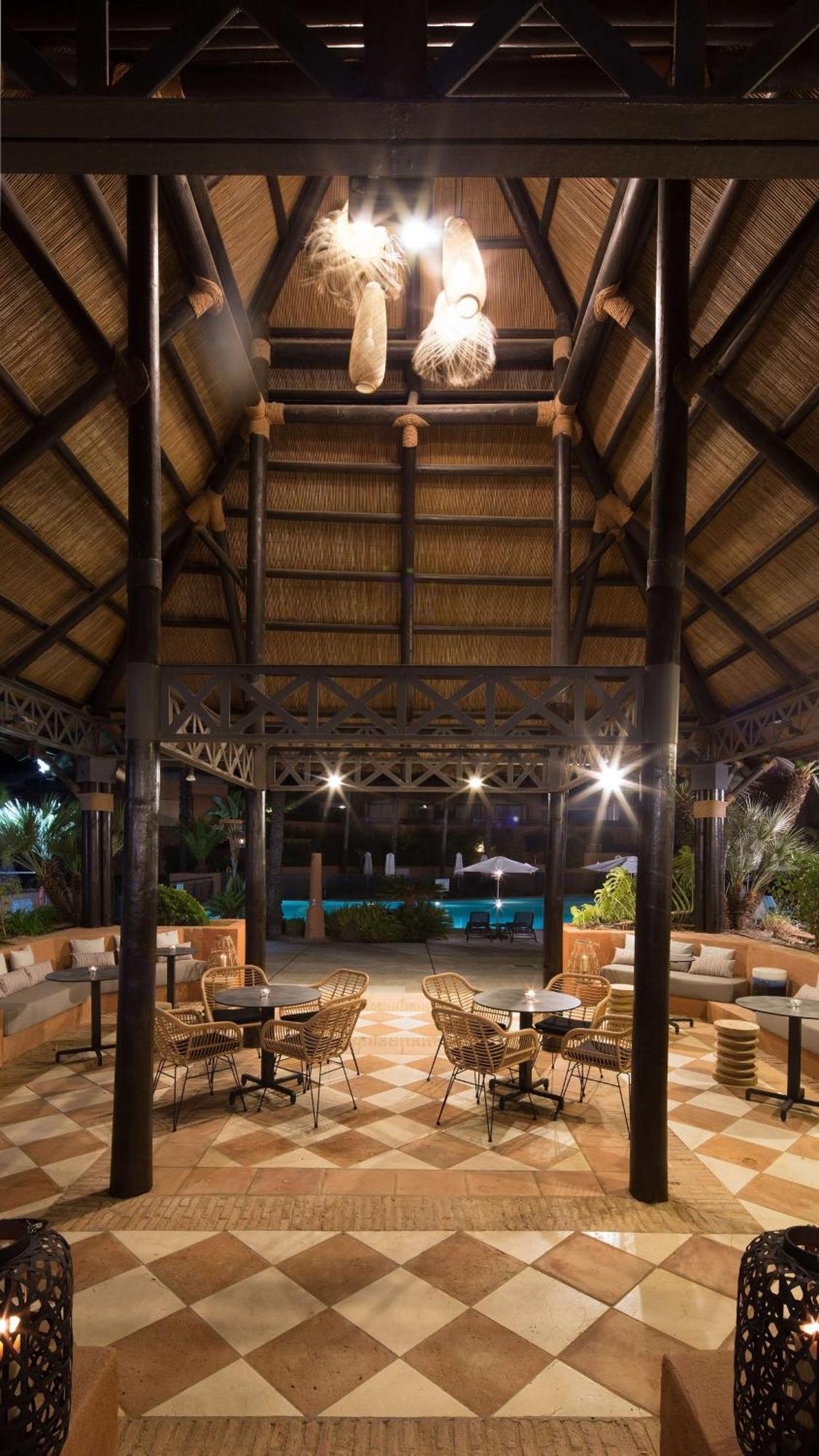 Hotel Doubletree By Hilton Golf