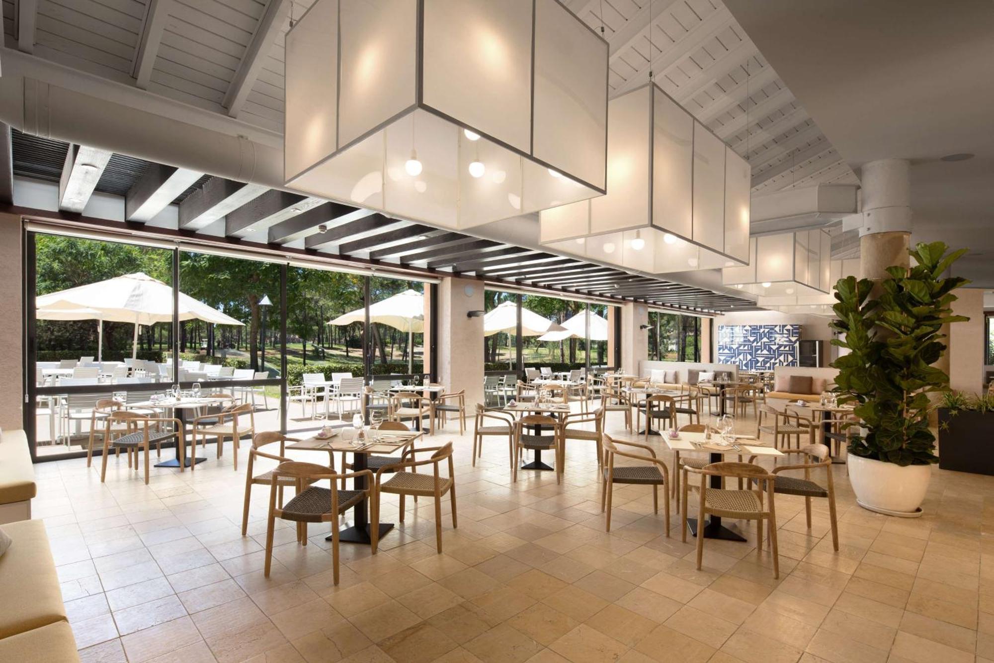 Doubletree By Hilton Golf Islantilla