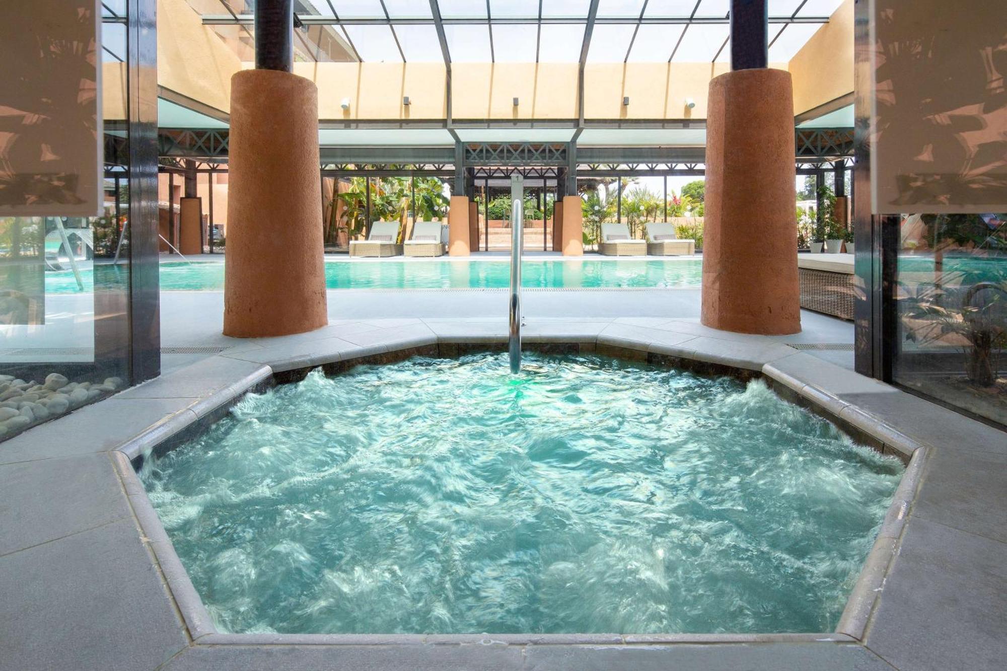 Doubletree By Hilton Golf